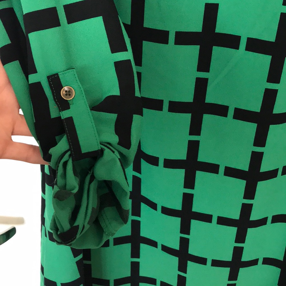 Pattern Dress - Picture 3 of 3